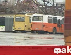 Служител се барикадира в кабинета на главния инженер в гараж 